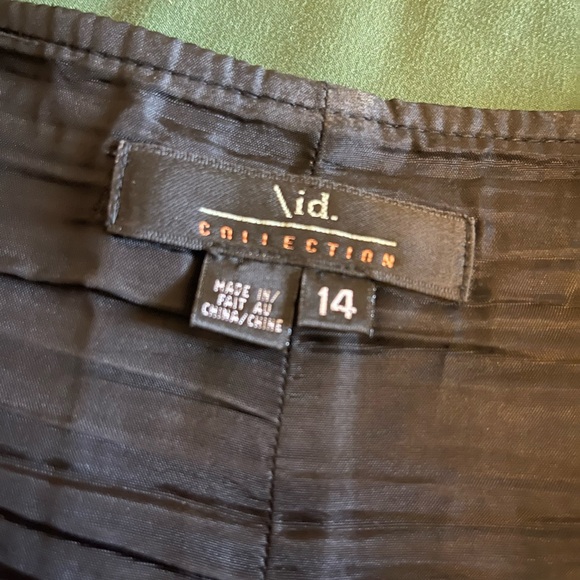 Black Leather Maxi Skirt - Picture 5 of 6